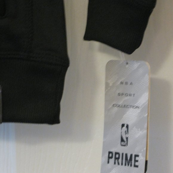 Miami Heat Hoodie Boys Medium 5 6 NWT NBA Prime Basketball Pullover Sweatshirt - Picture 3 of 4